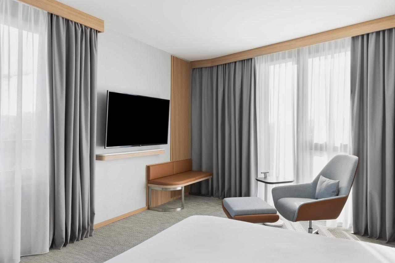 Courtyard By Marriott Biel Bienne Otel Dış mekan fotoğraf