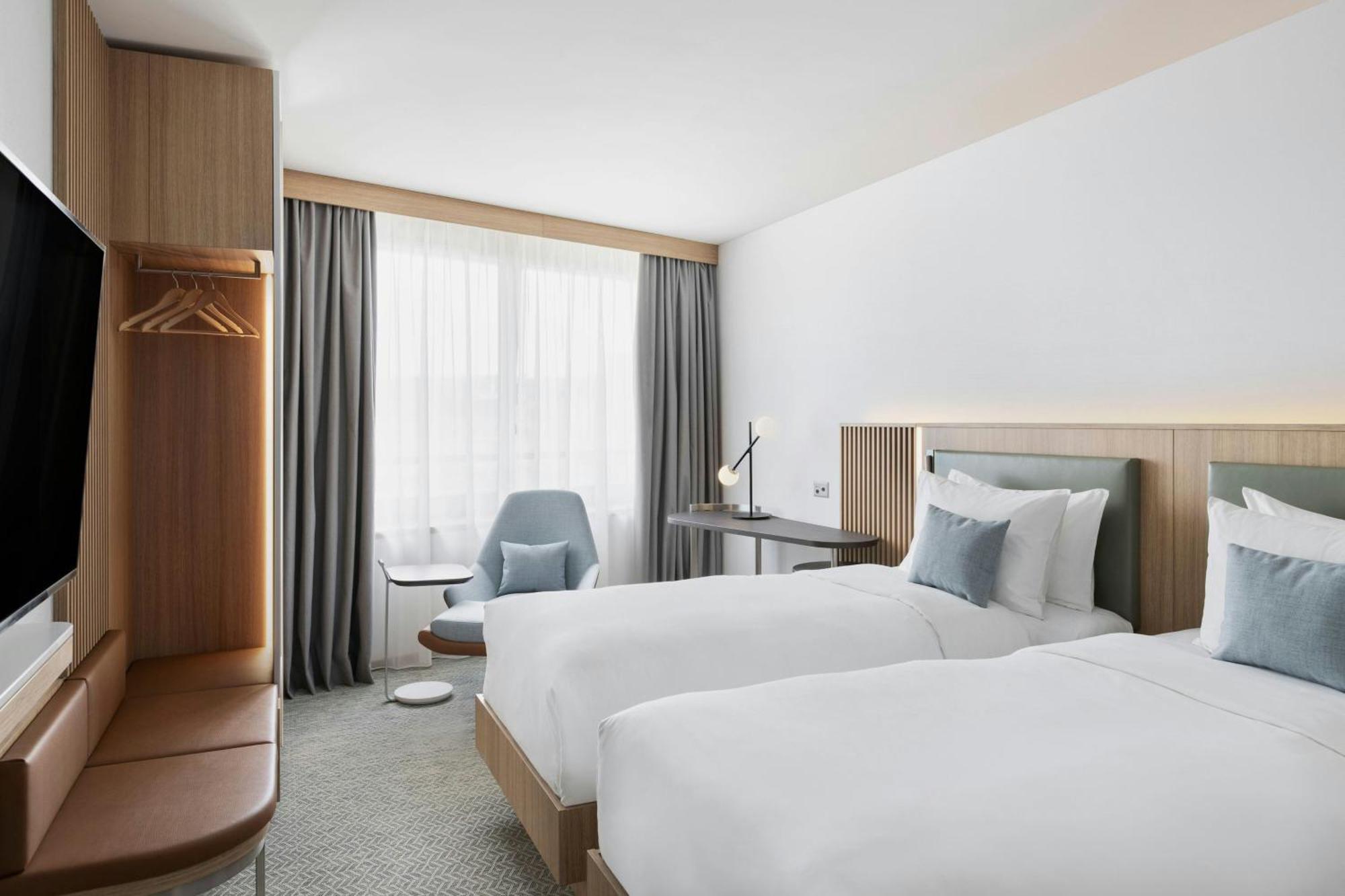 Courtyard By Marriott Biel Bienne Otel Dış mekan fotoğraf