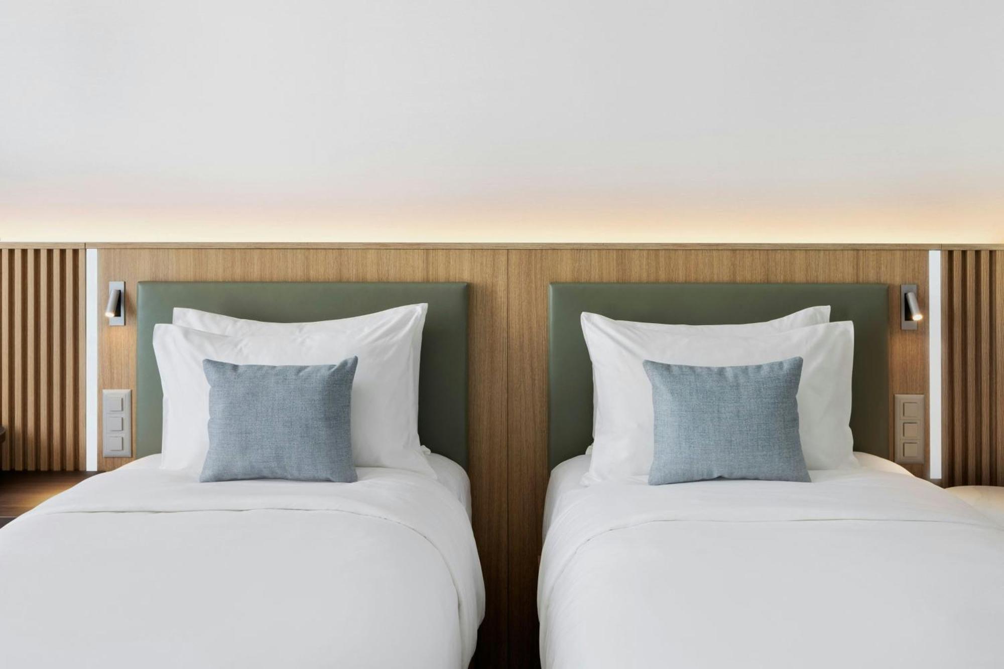 Courtyard By Marriott Biel Bienne Otel Dış mekan fotoğraf