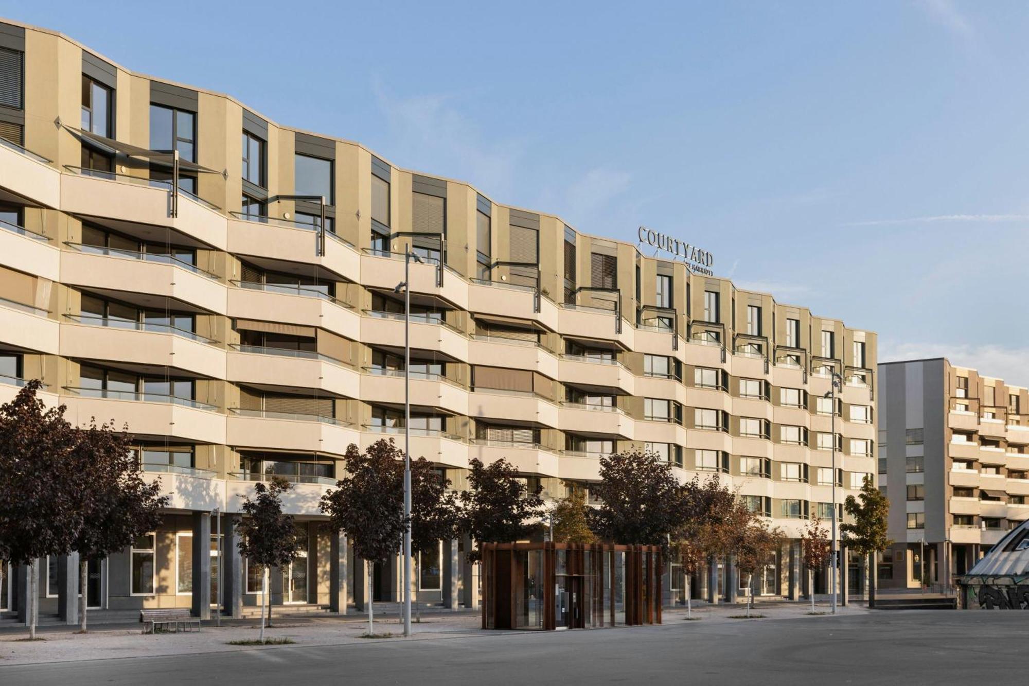 Courtyard By Marriott Biel Bienne Otel Dış mekan fotoğraf