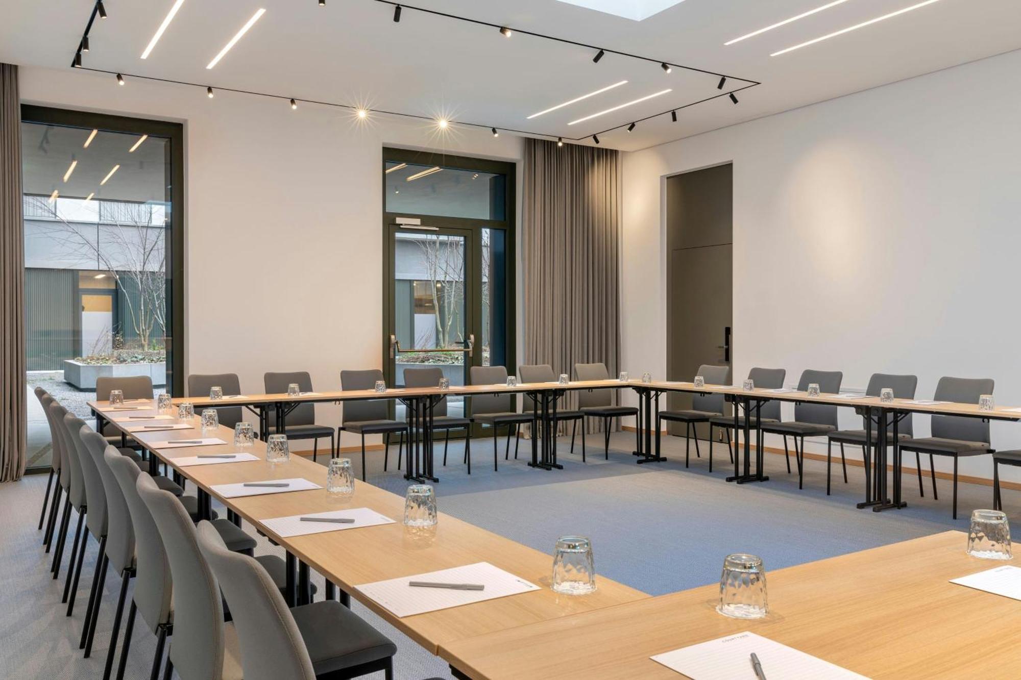 Courtyard By Marriott Biel Bienne Otel Dış mekan fotoğraf