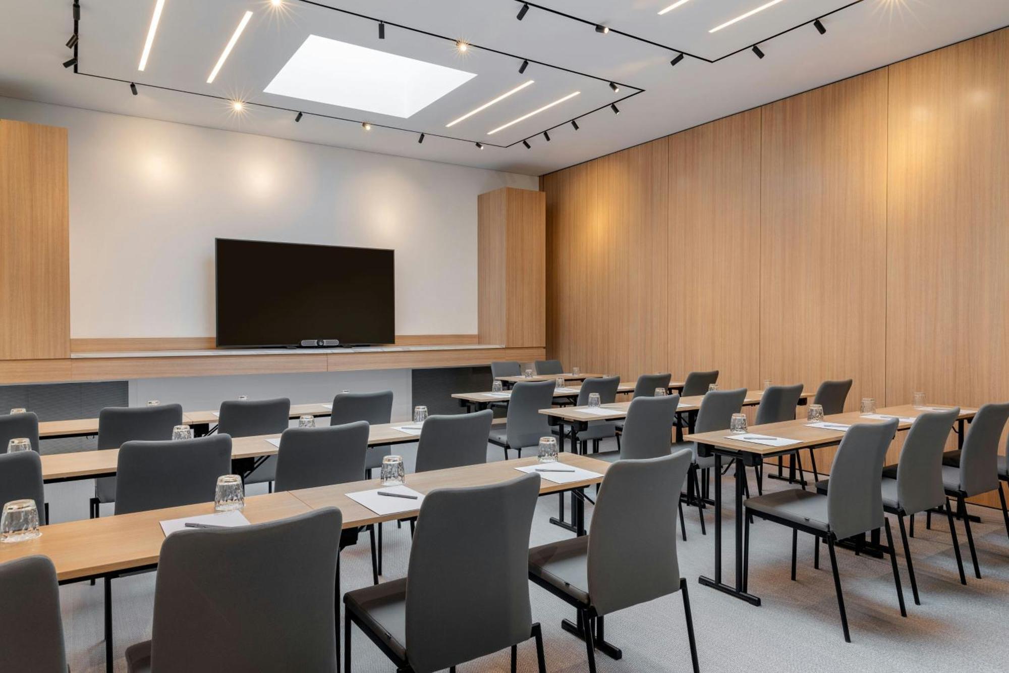 Courtyard By Marriott Biel Bienne Otel Dış mekan fotoğraf